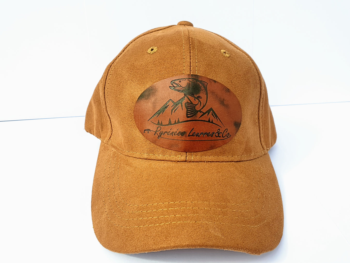 Casquette simili daim